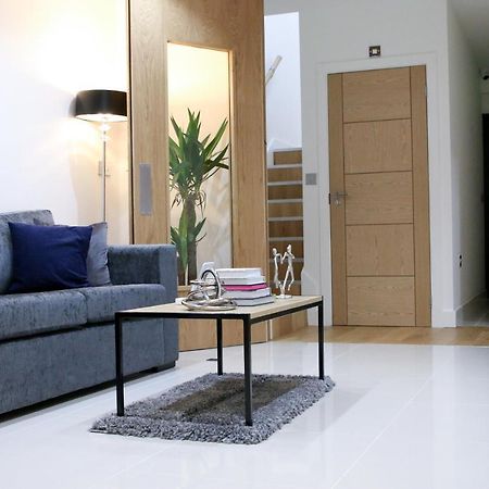 Lovely Studio Apartment With Access For Wheel-Chairs In Sydenham Лондон Экстерьер фото