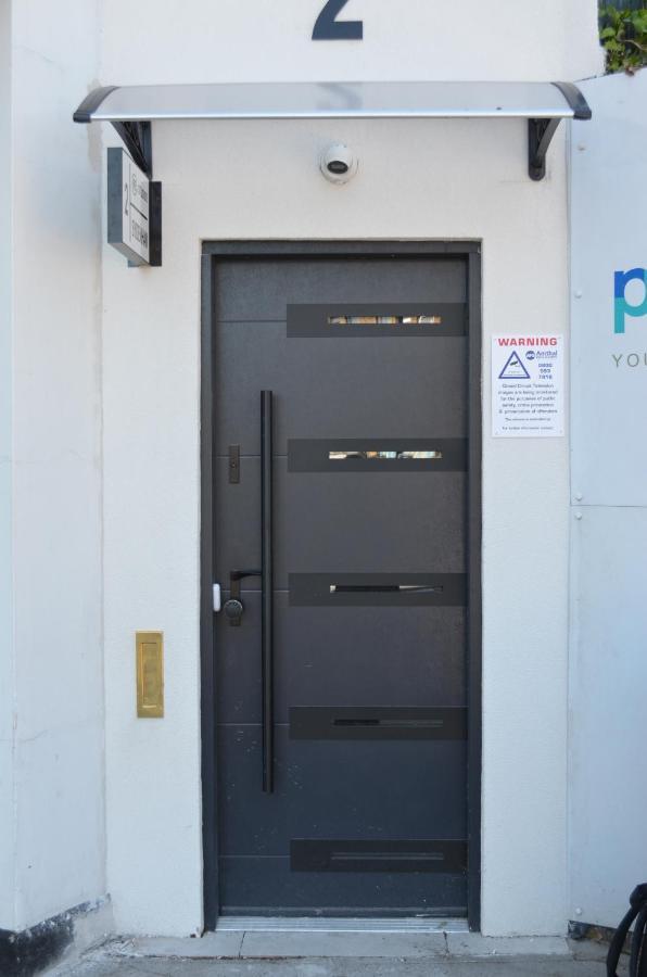 Lovely Studio Apartment With Access For Wheel-Chairs In Sydenham Лондон Экстерьер фото